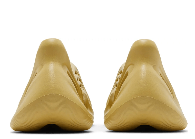 adidas Yeezy Foam RNNR Sulfur