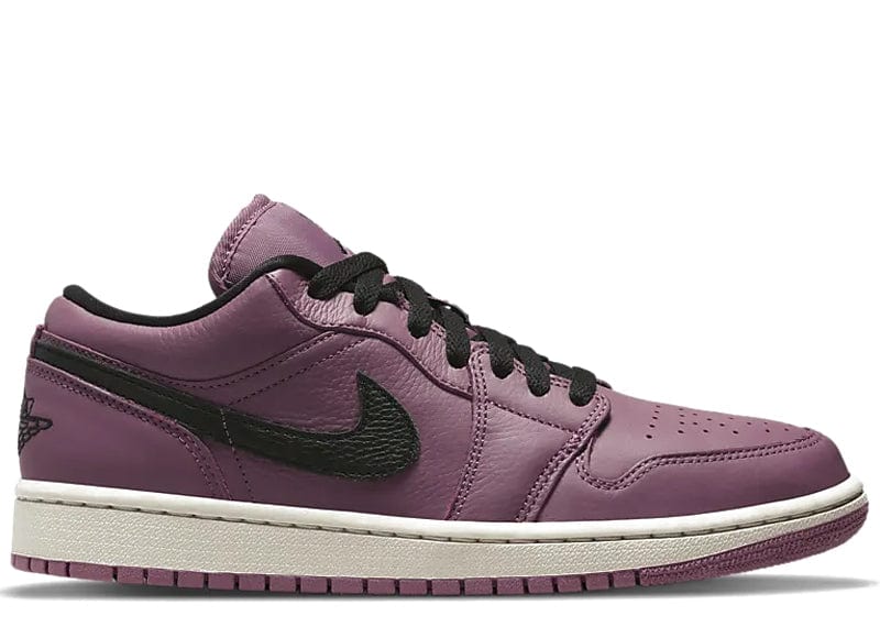 Jordan 1 Low Mulberry (W)