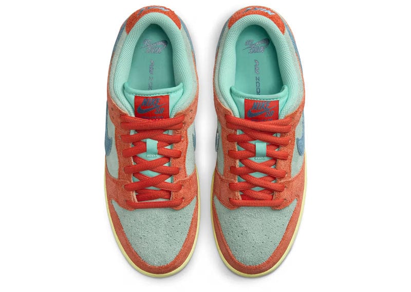 Nike SB Dunk Low Orange Emerald Rise