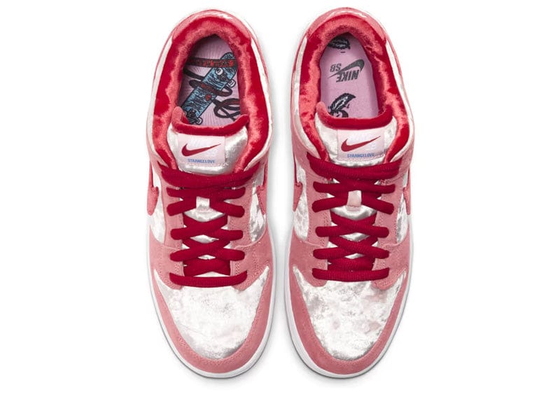 Nike SB Dunk Low StrangeLove Skateboards (Regular Box)