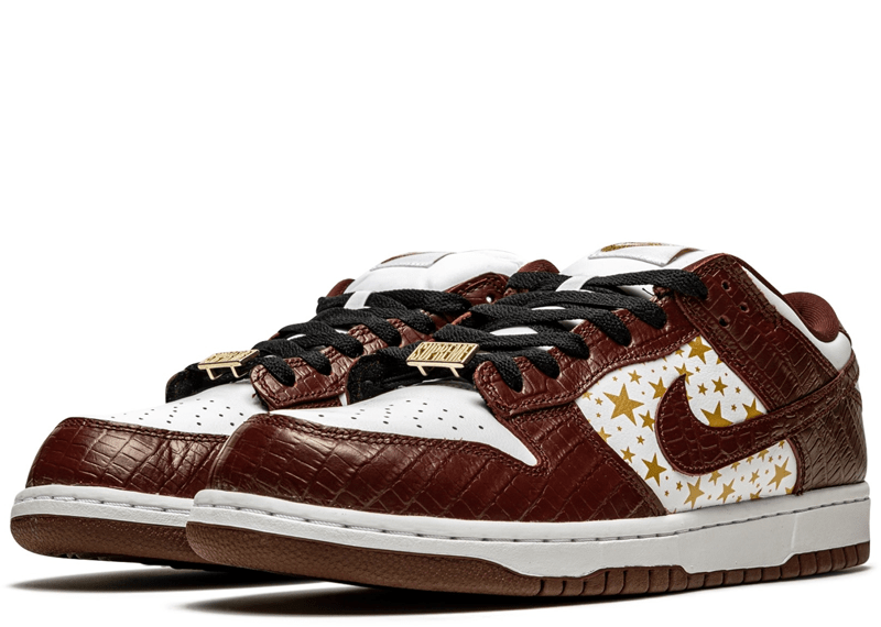 Nike SB Dunk Low Supreme Stars Barkroot Brown (2021)